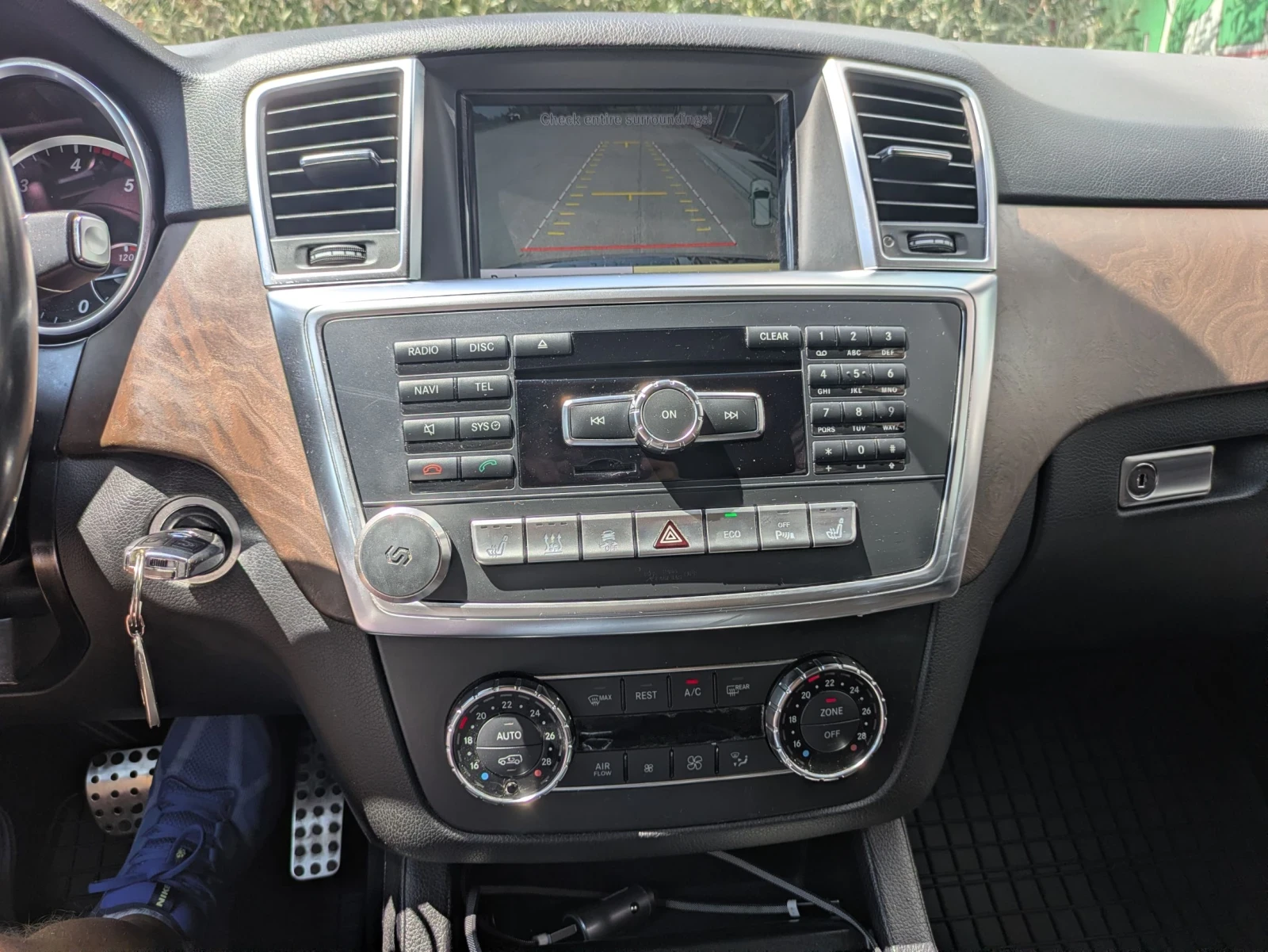 Mercedes-Benz ML 350, снимка 9 - Автомобили и джипове - 55595310