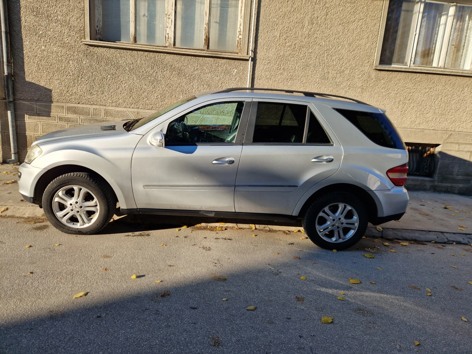 Mercedes-Benz ML 320, снимка 6 - Автомобили и джипове - 56512491