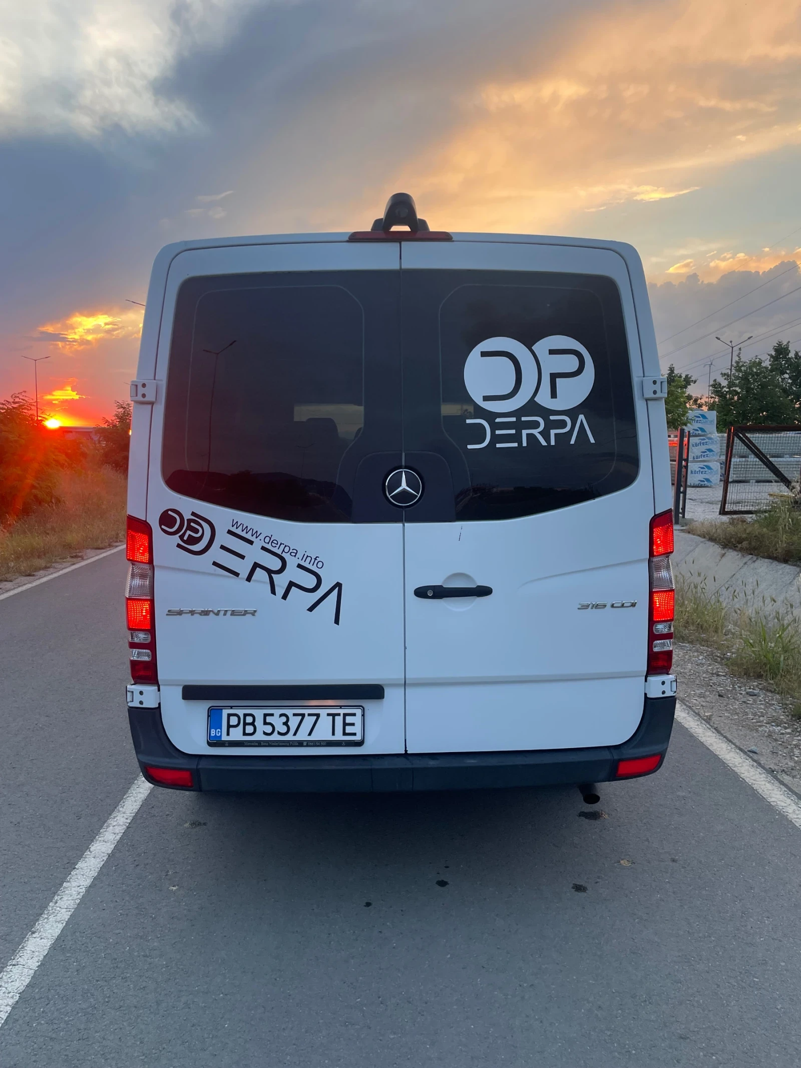 Mercedes-Benz 316, снимка 4 - Бусове и автобуси - 54826118