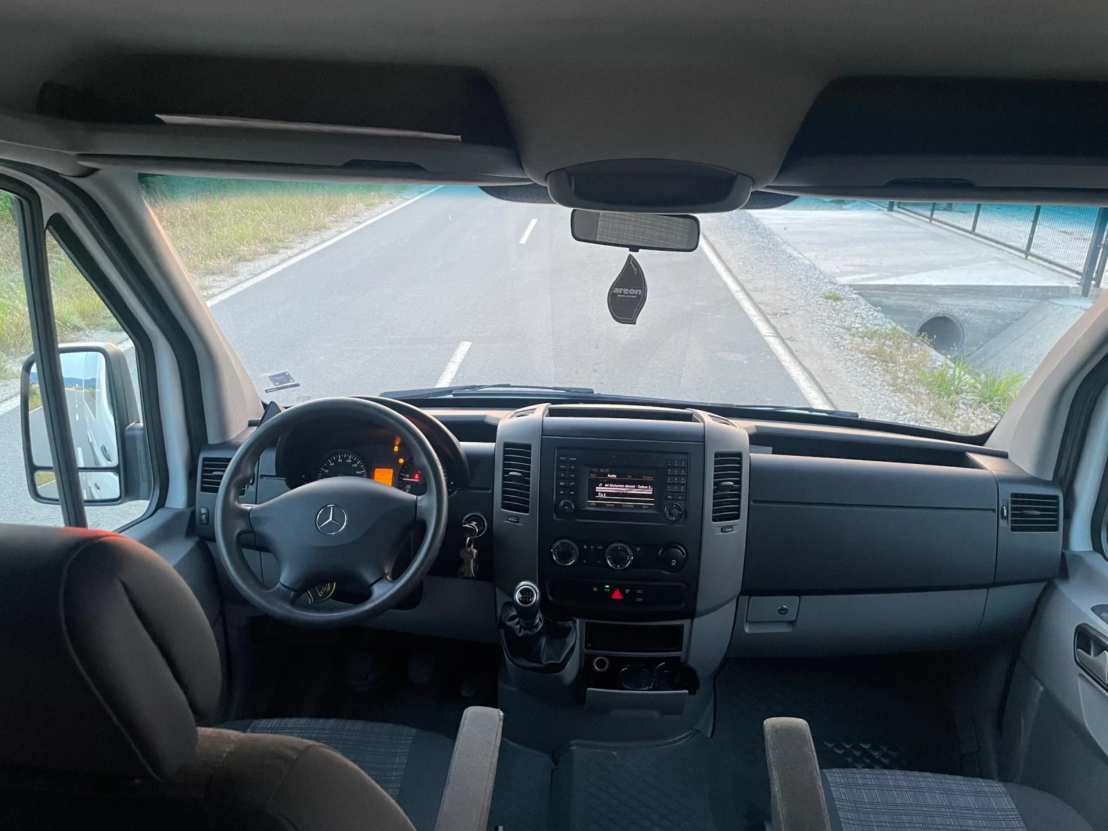 Mercedes-Benz 316, снимка 9 - Бусове и автобуси - 54826118