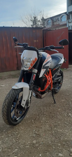     Ktm Duke 690 ABS