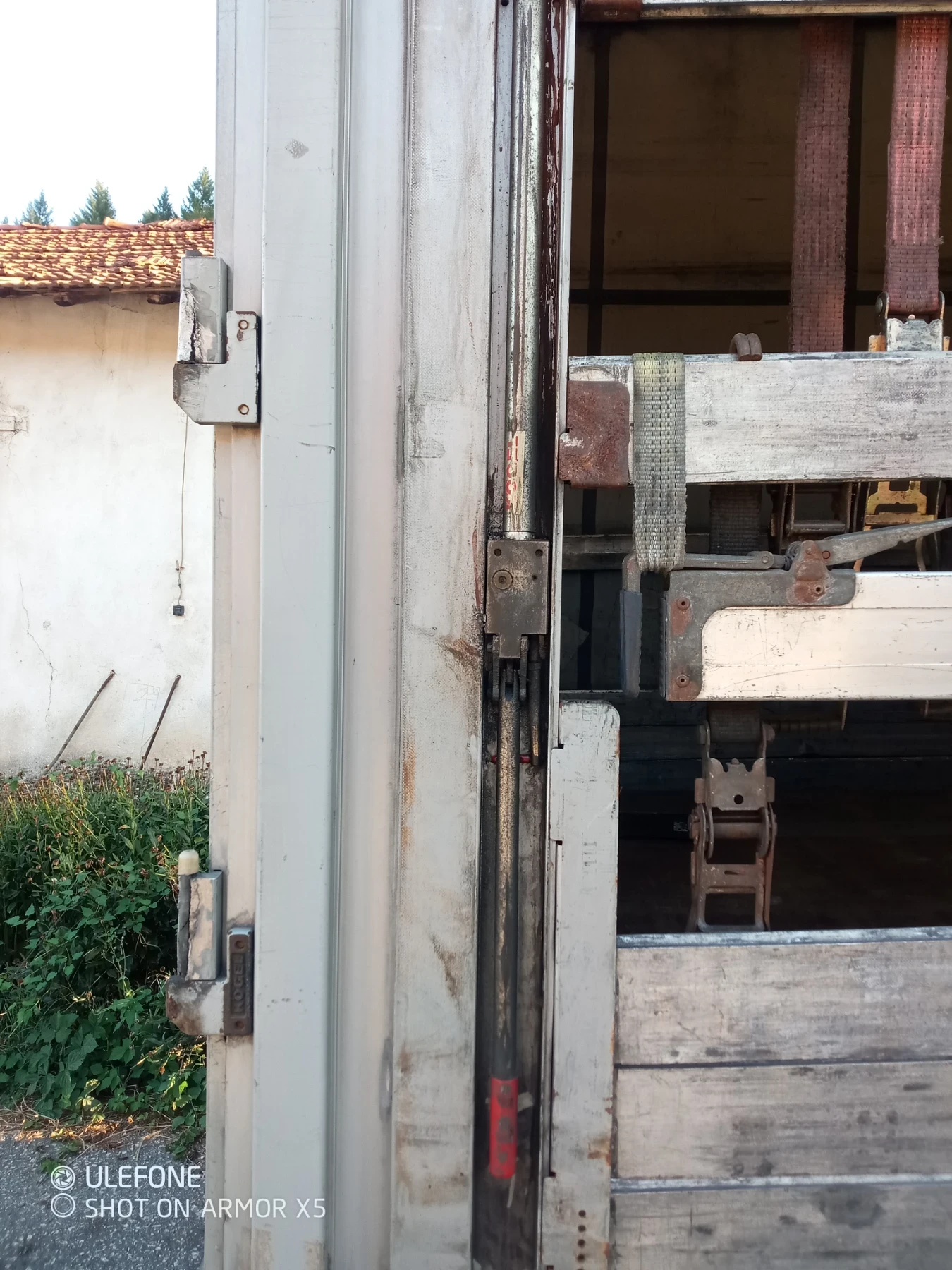  Koegel VARIOS | Mobile.bg   6