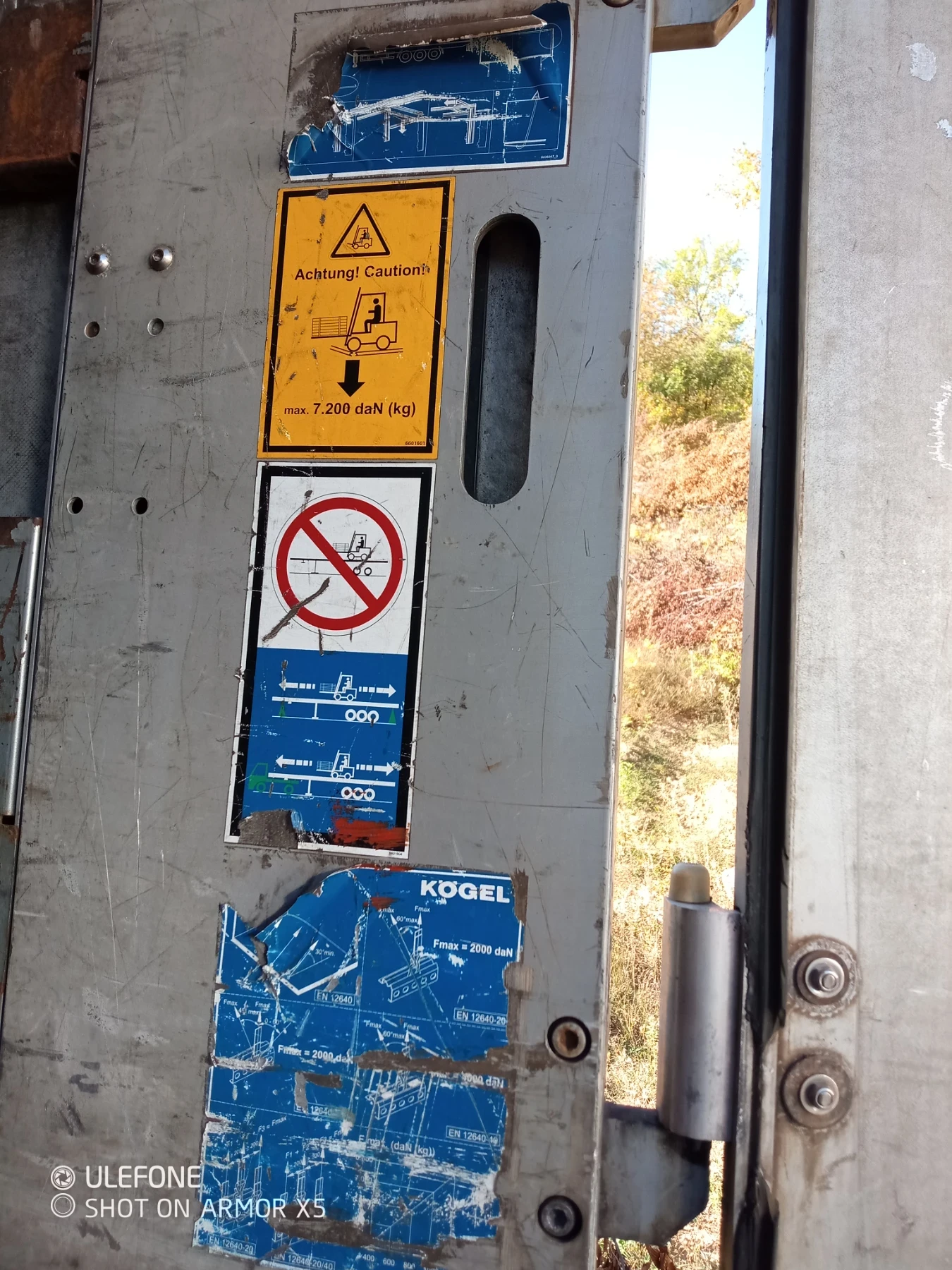  Koegel VARIOS | Mobile.bg   8