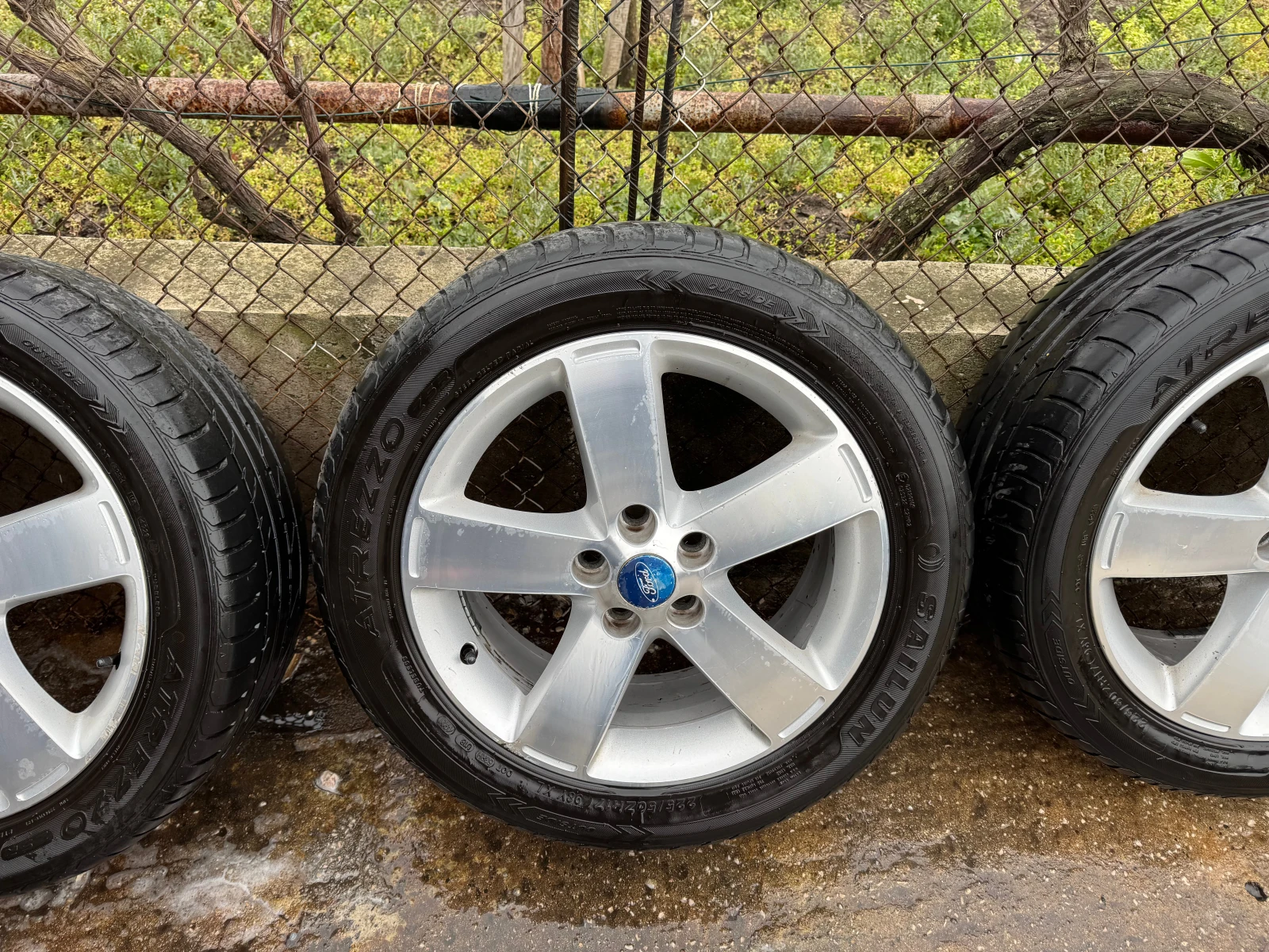 ���� � ������ 225/50R17 �� Ford Galaxy | Mobile.bg � ����������� 4