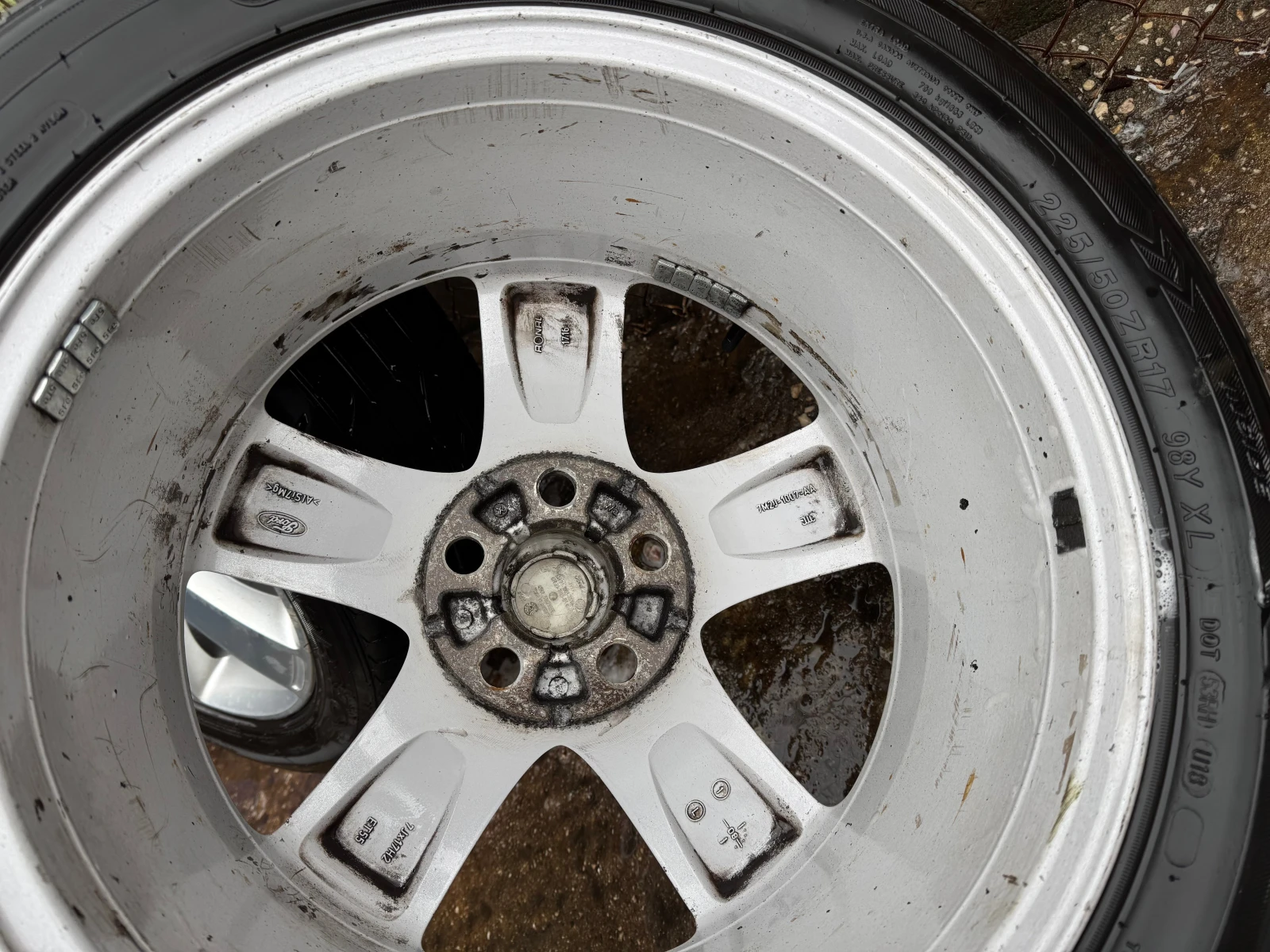 ���� � ������ 225/50R17 �� Ford Galaxy | Mobile.bg � ����������� 8