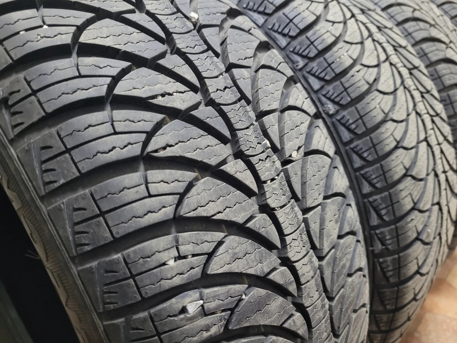 ���� 205/55R16 | Mobile.bg � ����������� 2
