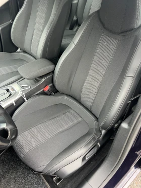 Peugeot 308 1.5 EAT8, снимка 5
