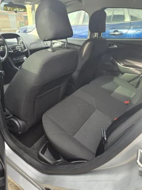 Ford Focus 2.0 SE, снимка 11