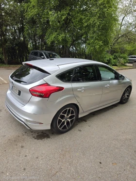 Ford Focus 2.0 SE, снимка 8
