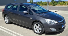 Opel Astra Sports Tourer ГАЗ, снимка 3