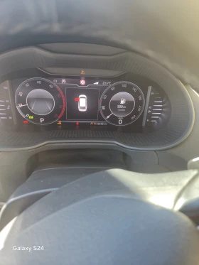 Skoda Octavia Комби, снимка 10