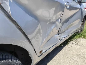 Toyota Yaris 1.3 benzin | Mobile.bg    11