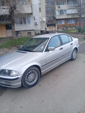 BMW 318, снимка 2