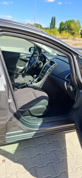 Opel Astra Sports Tourer ГАЗ - 4300 € / 8410.07 лв. - 72324447 8