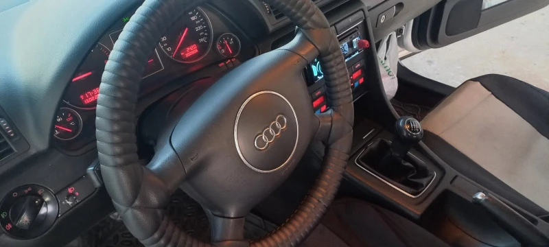 Audi A4, снимка 5 - Автомобили и джипове - 47645219