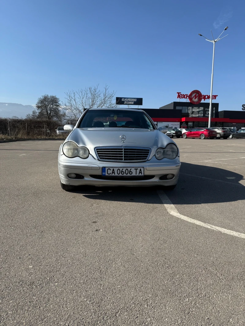 Mercedes-Benz C 270, снимка 4 - Автомобили и джипове - 49022395