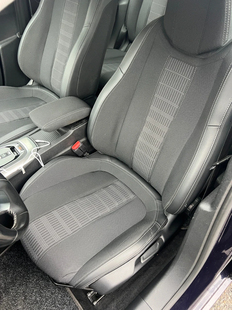 Peugeot 308 1.5 EAT8, снимка 5 - Автомобили и джипове - 52116475