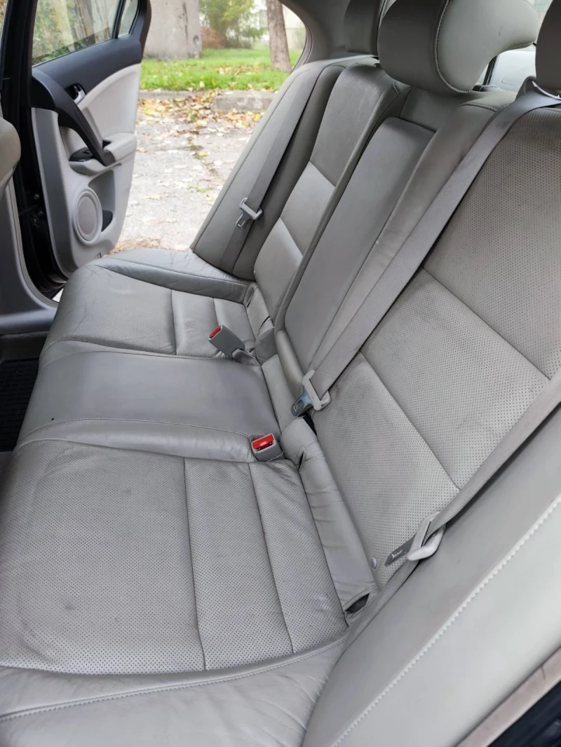 Honda Accord 2.4, снимка 12 - Автомобили и джипове - 52434238