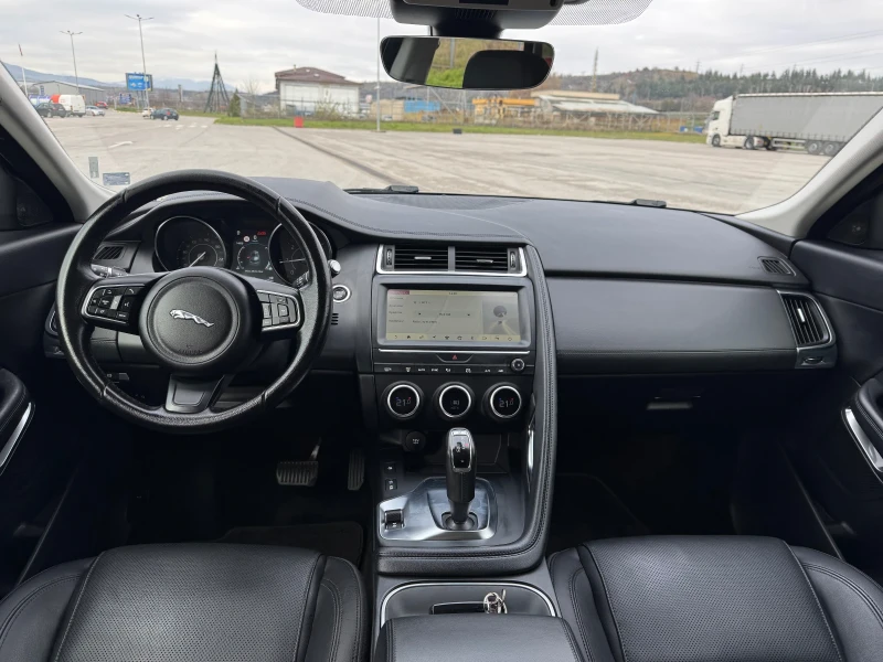 Jaguar E-pace D150 AWD * CAMERA* NAVI* TOP* , снимка 10 - Автомобили и джипове - 53094854