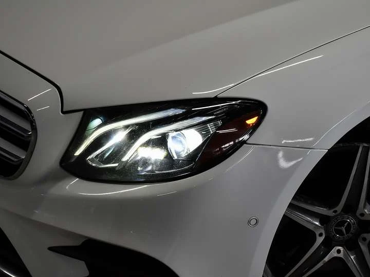 Mercedes-Benz E 350 No Accident l 4Matic l E350 l AMG l, снимка 6 - Автомобили и джипове - 53769861