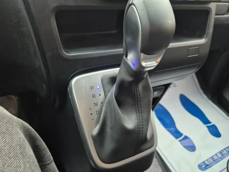 Hyundai Staria  11-Seater Modern | Mobile.bg � ����������� 9
