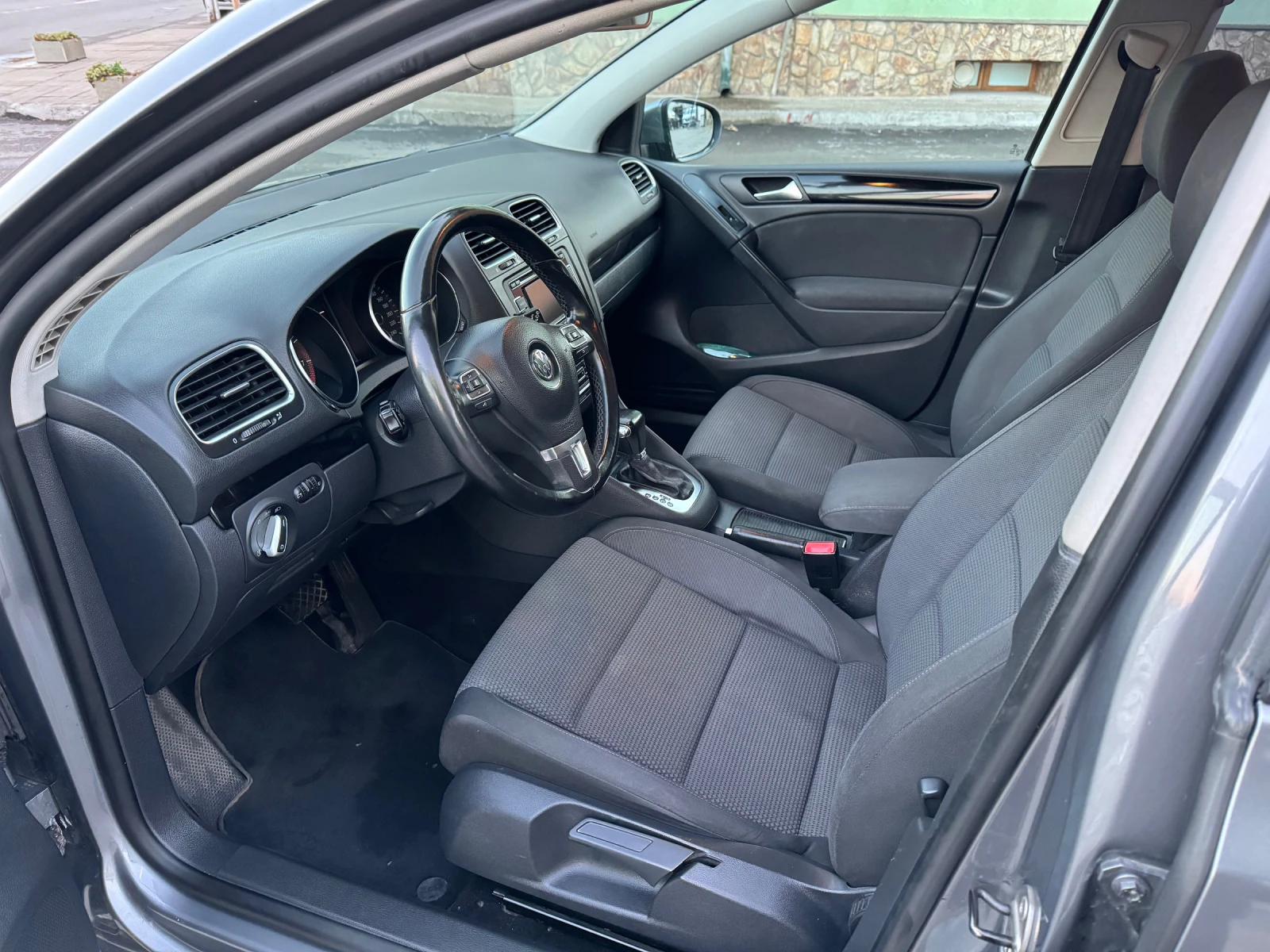 VW Golf 149234км, Нави, автомат - изображение 9