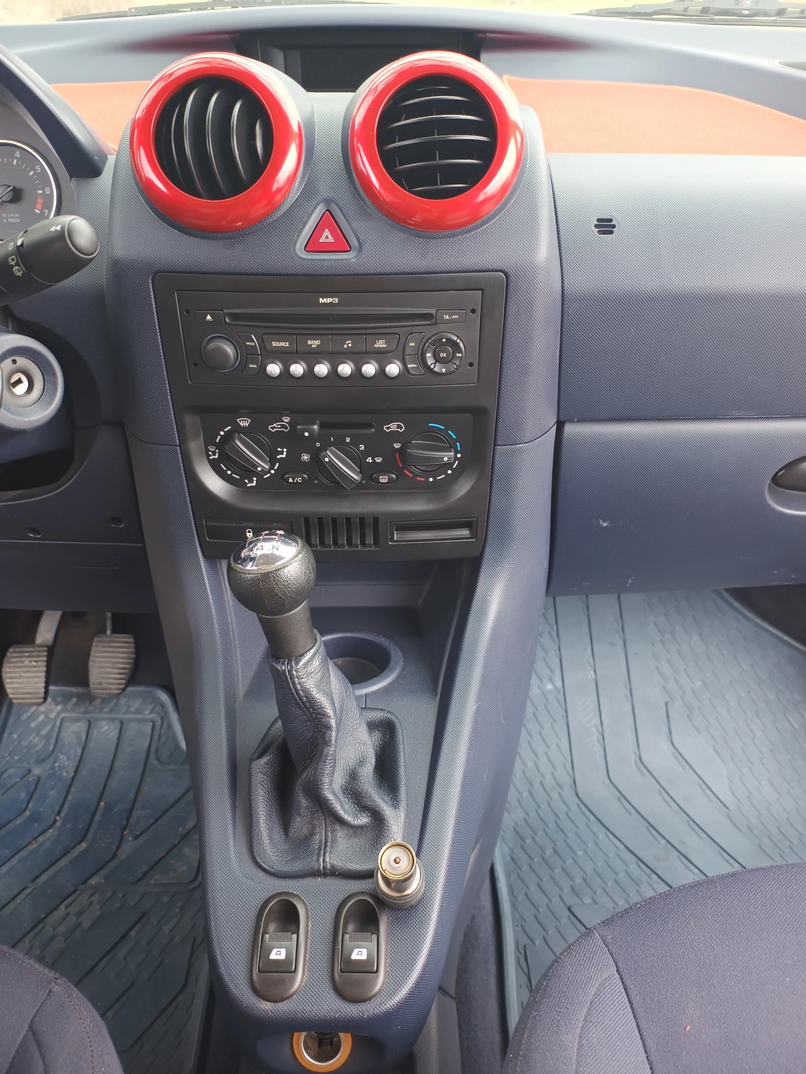 Peugeot 1007 1.6 16V/ TRENDY Sport  | Mobile.bg   15