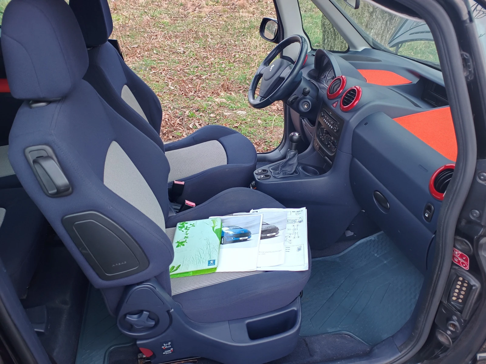 Peugeot 1007 1.6 16V/ TRENDY Sport  | Mobile.bg   14