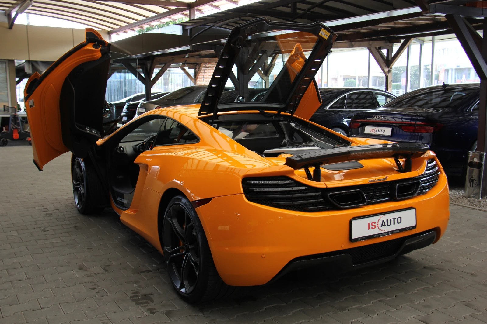 McLaren MP4-12C 3.8 V8/Meridian DSP/Carbon/Launch - изображение 8