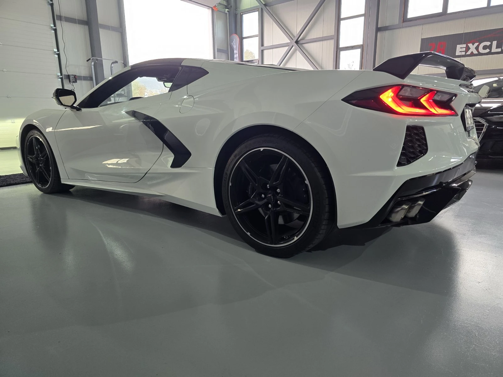 Chevrolet Corvette Z51 Performance  - изображение 10