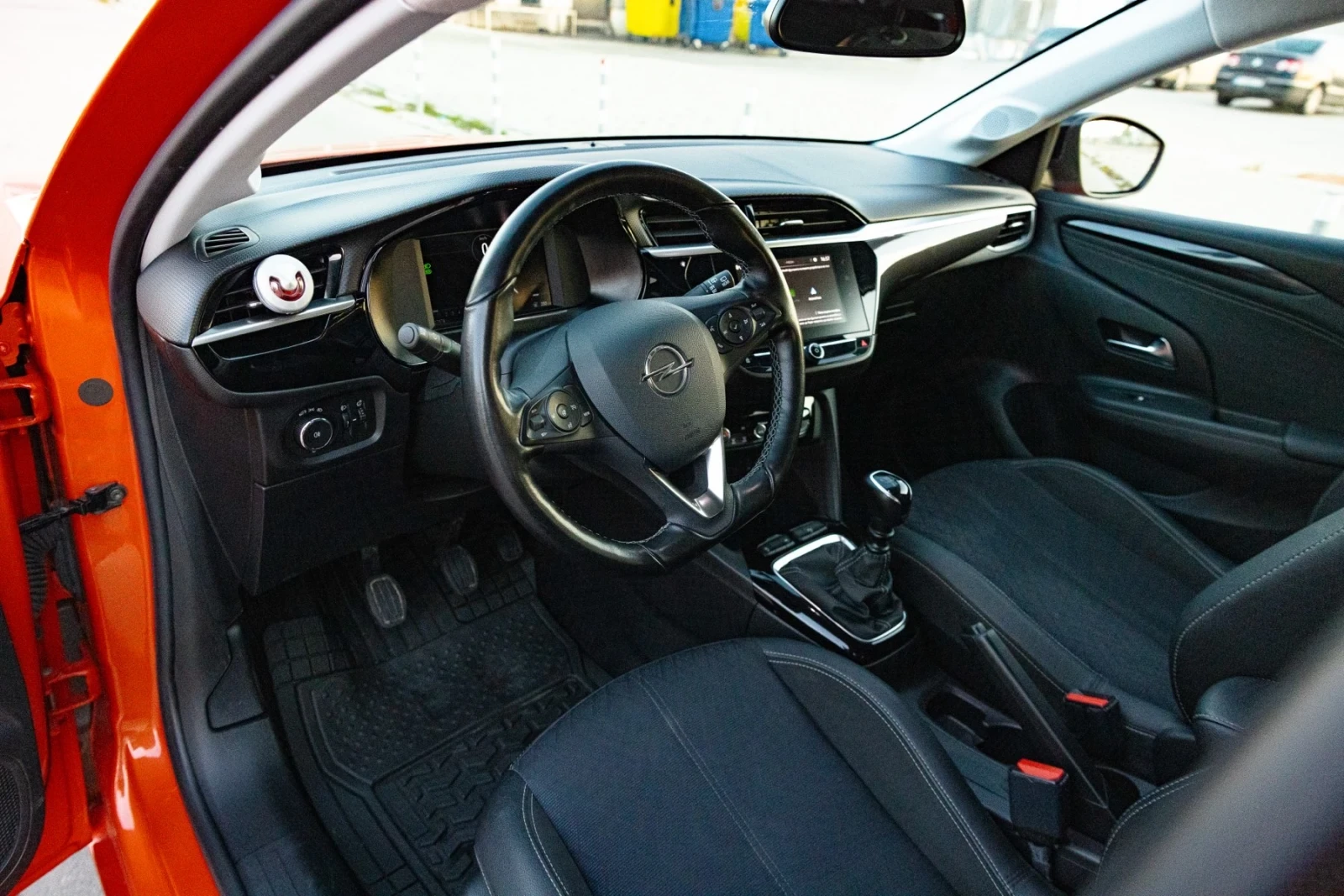 Opel Corsa 1200 - изображение 8