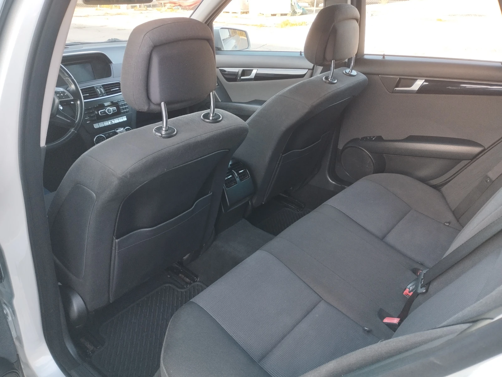 Mercedes-Benz C 220 2.2CDI FACE LED - изображение 9