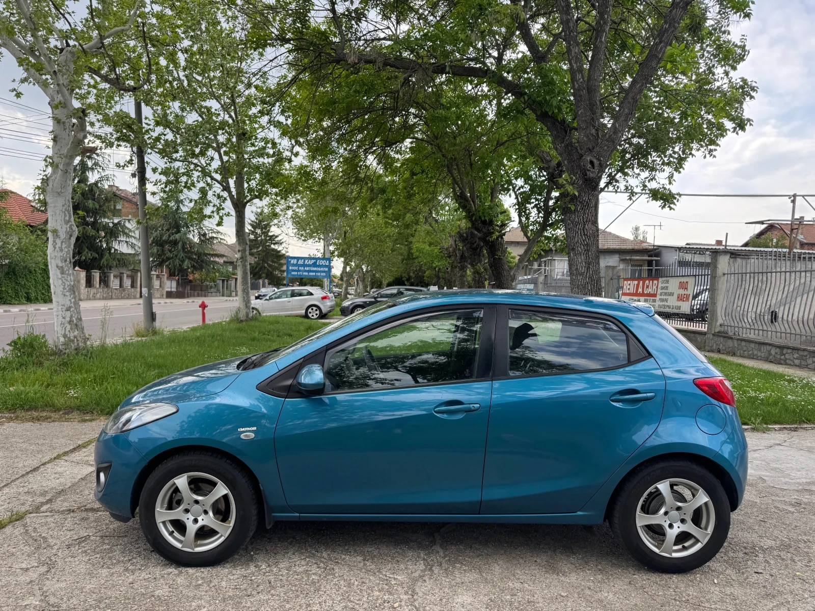 Mazda 2 1.4 BENZIN AUSTRIA - изображение 8