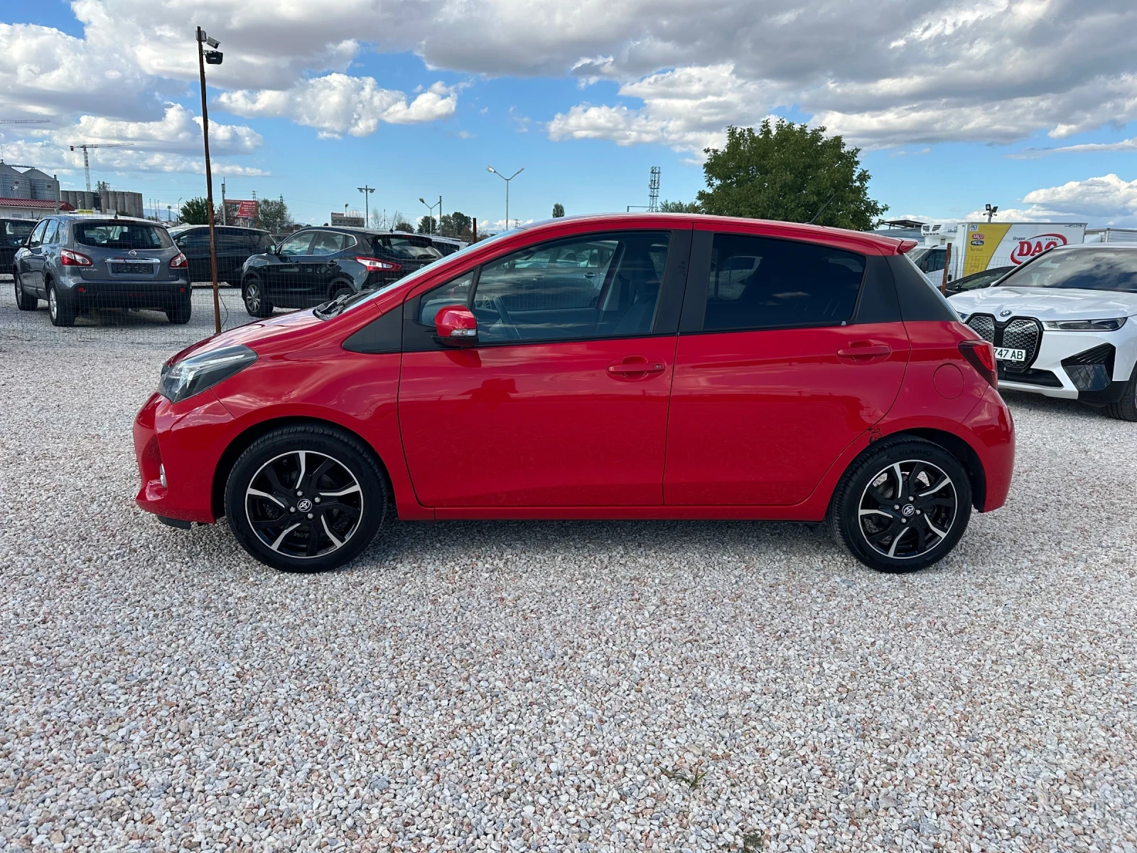 Toyota Yaris 1.33 ТОП!99 к.с - изображение 4