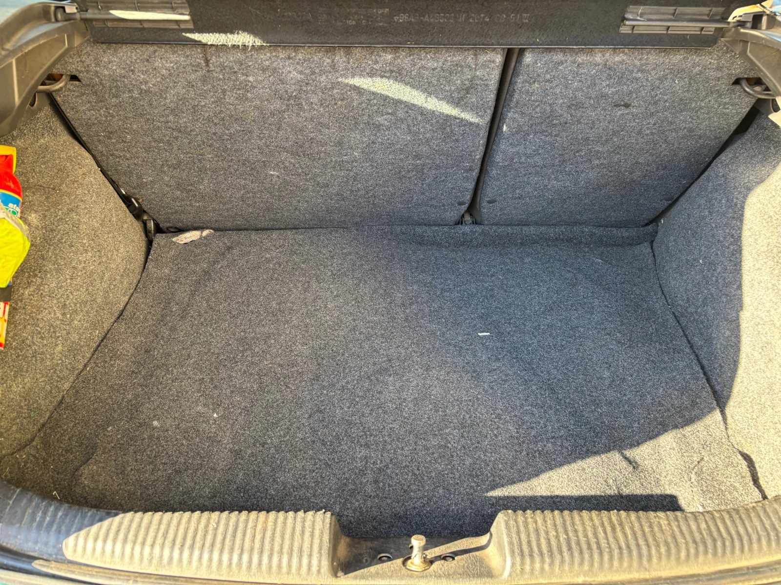 Ford Focus 1.6 I - изображение 8