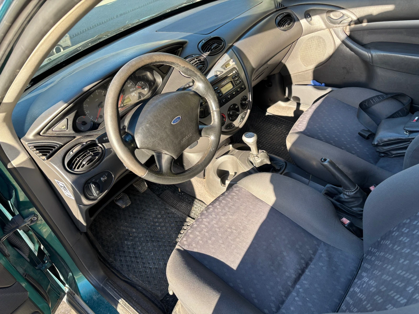 Ford Focus 1.6 I - изображение 10