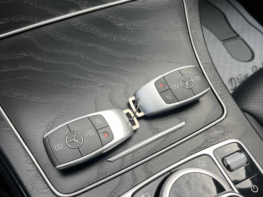 Mercedes-Benz C 300 * CARFAX * ��� ������������ ������ | Mobile.bg � ����������� 17