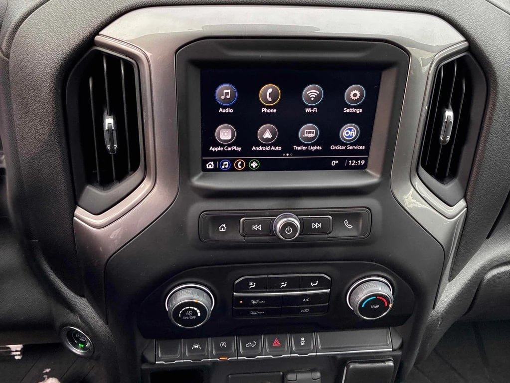 Chevrolet Silverado 2022 * CUSTOM * ОТ ПРЕДСТАВИТЕЛСТВО - изображение 9