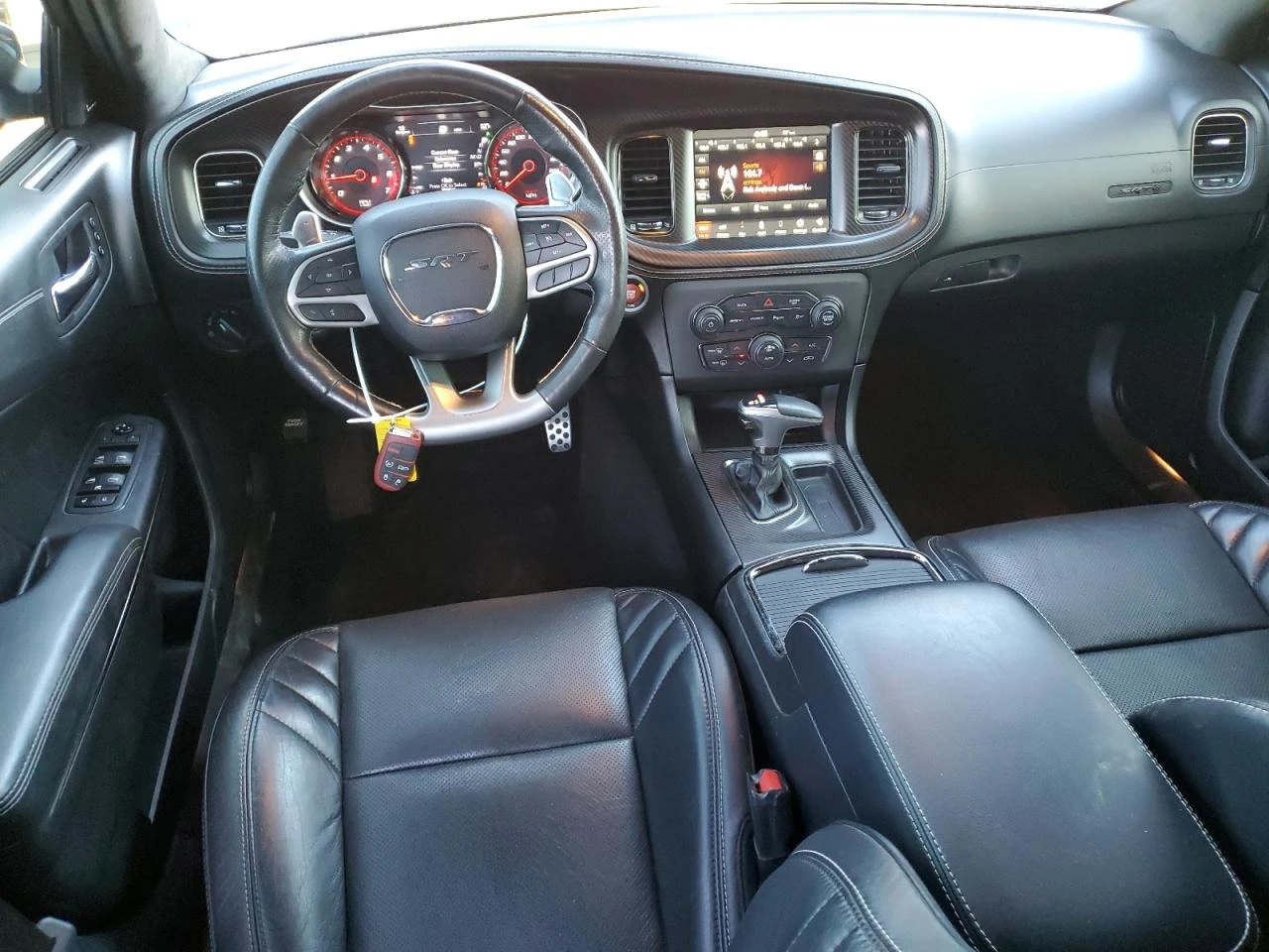 Dodge Charger SRT HELLCAT* 717кс* КОЖА* ПОДГРЕВИ*  - изображение 8