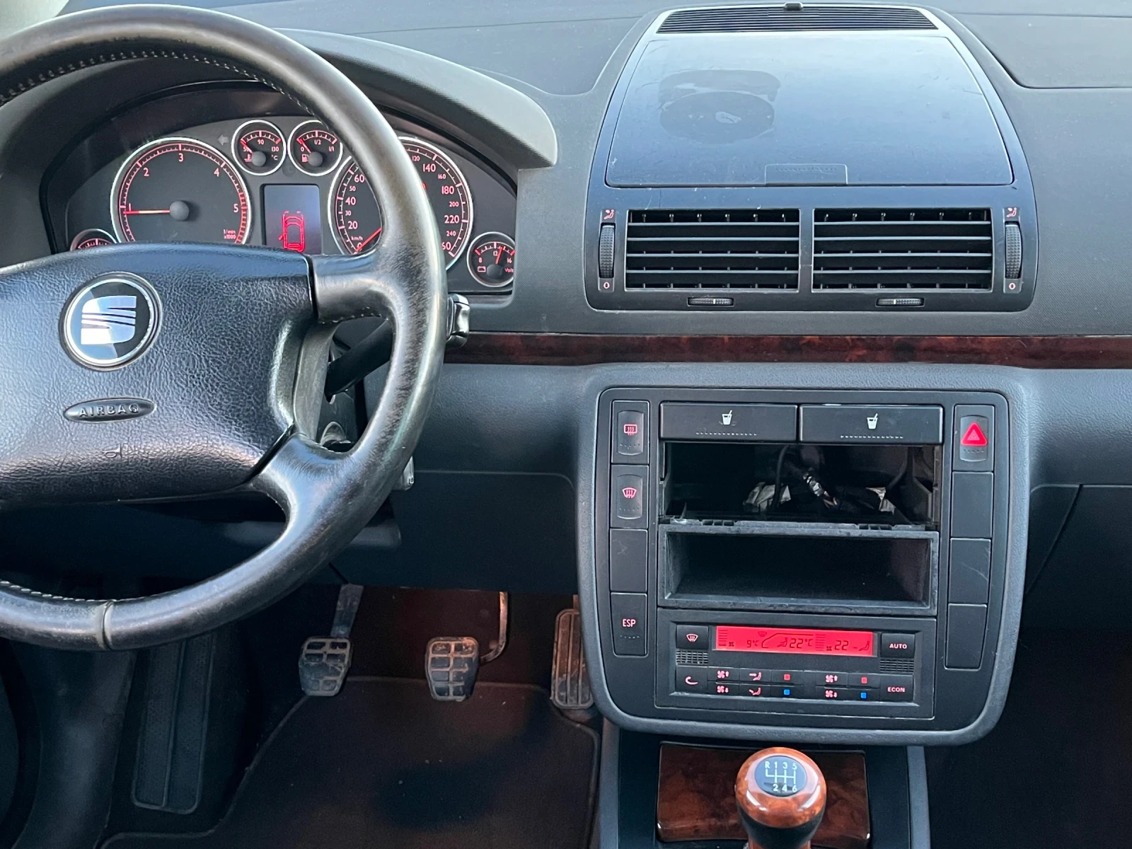 Seat Alhambra 1.9TDI 116кс 7 места - изображение 9