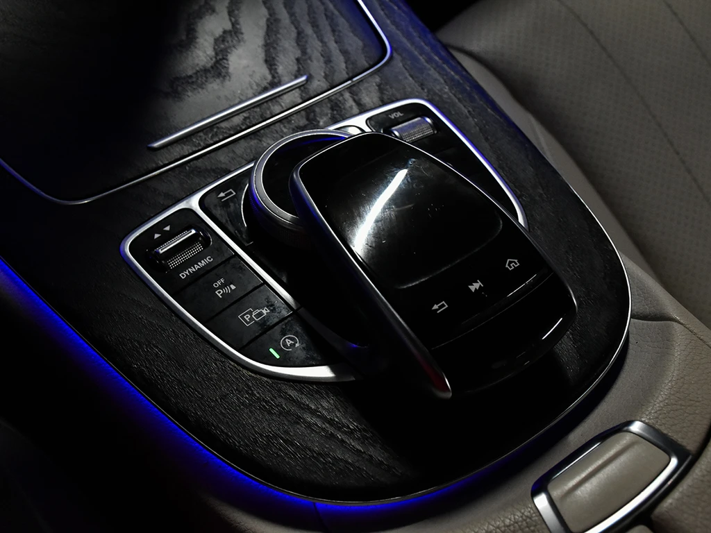 Mercedes-Benz E 350 No Accident l 4Matic l E350 l AMG l, снимка 15 - Автомобили и джипове - 53769861