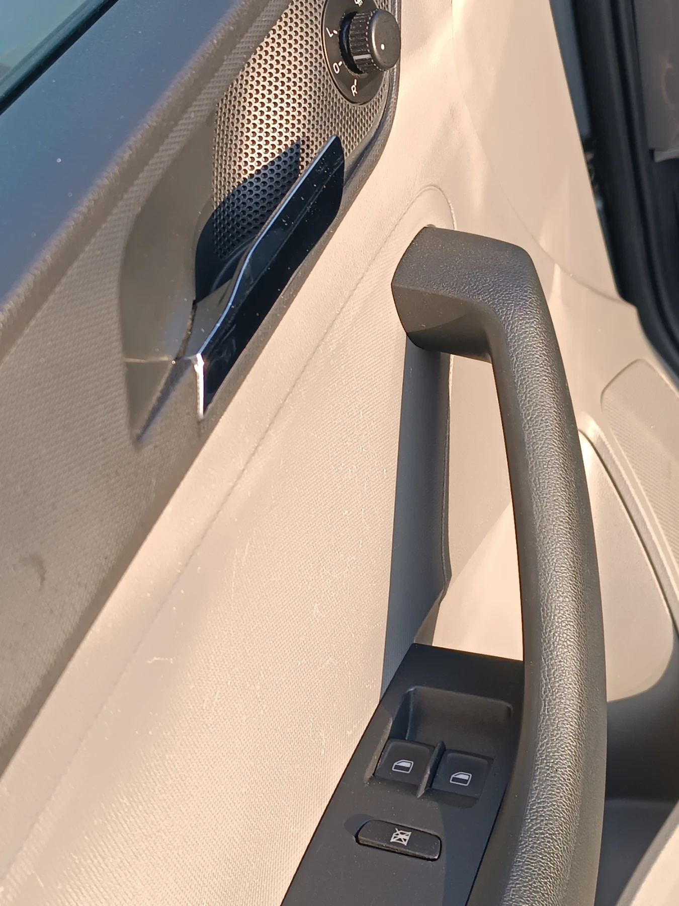 Seat Toledo 1, 2 TSI, 4 цилиндъра, ПЕРФЕКТЕН, ЛИЗИНГ , снимка 7 - Автомобили и джипове - 53872594