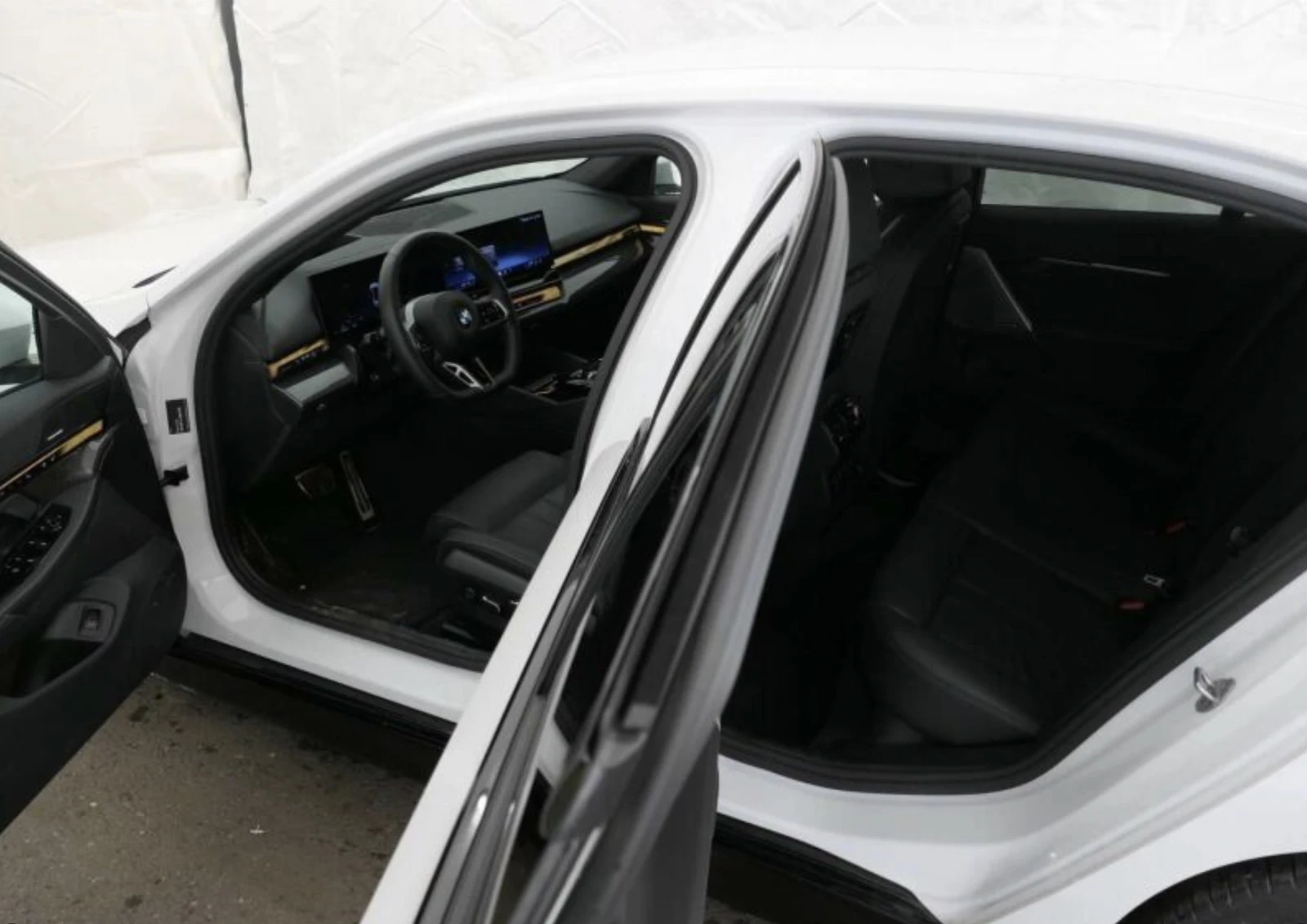 BMW 520, снимка 8 - Автомобили и джипове - 53996628