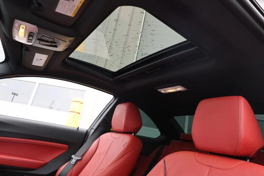 BMW 240 I * M-Package* * HeadUp* AвтоКредит* (ЦЕНА ДО БГ), снимка 17 - Автомобили и джипове - 54217231