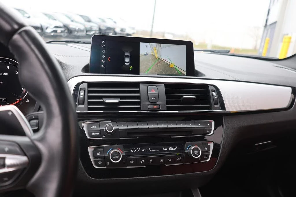 BMW 240 I * M-Package* * HeadUp* AвтоКредит* (ЦЕНА ДО БГ), снимка 12 - Автомобили и джипове - 54217231