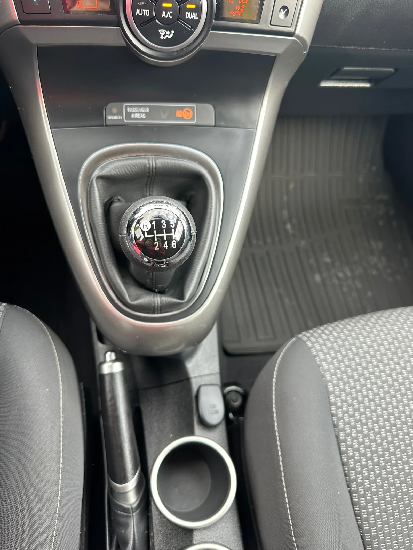 Toyota Verso 2.0 D4D 2014 138 ��� �� !!!!! ���  | Mobile.bg � ����������� 15