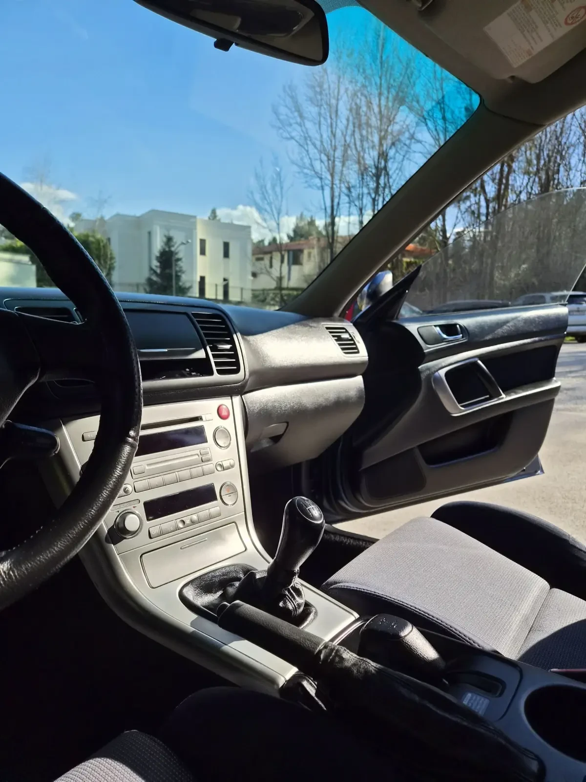 Subaru Legacy 2.0 Бензин/Газ, снимка 2 - Автомобили и джипове - 54457389