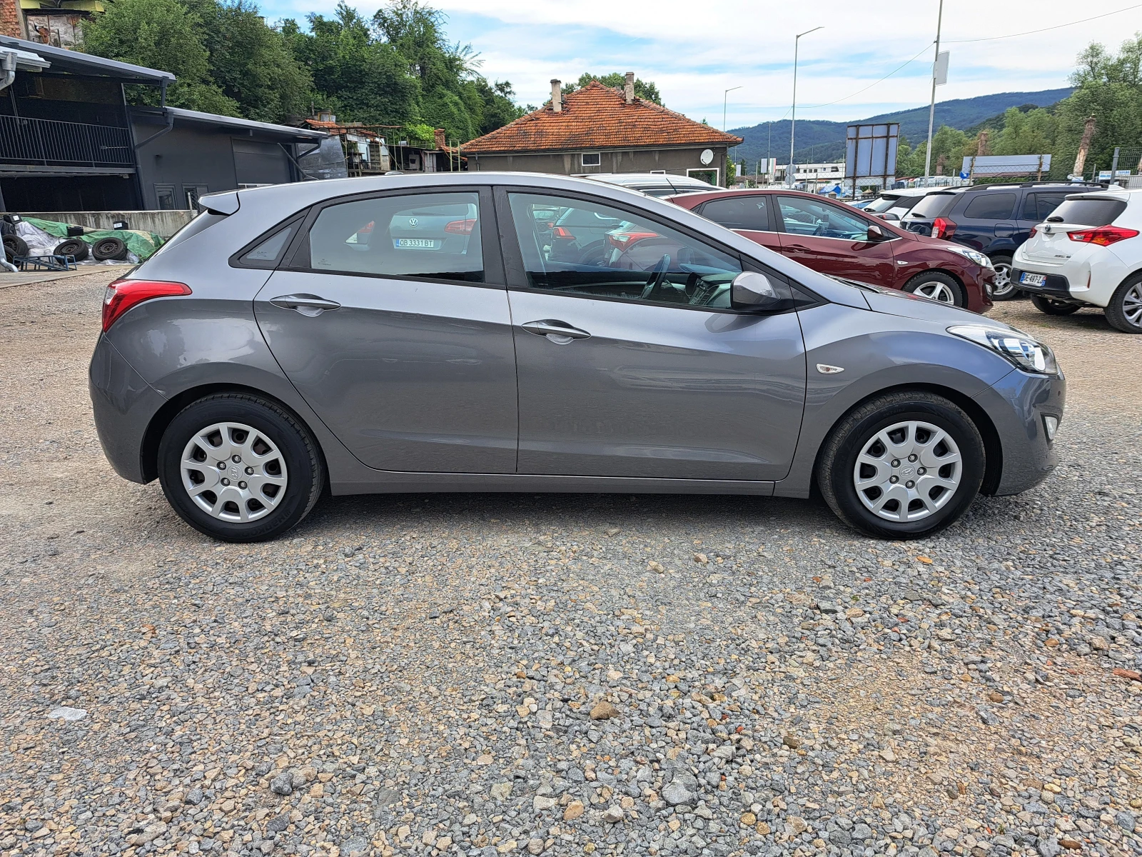 Hyundai I30 1.4i* КЛИМА* ПАРКТР* ТЕМПОМАТ* 6ск, снимка 6 - Автомобили и джипове - 54954115