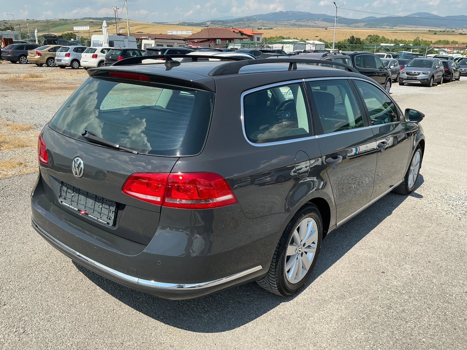VW Passat 2.0 TDI 4MOTION, снимка 8 - Автомобили и джипове - 55070478