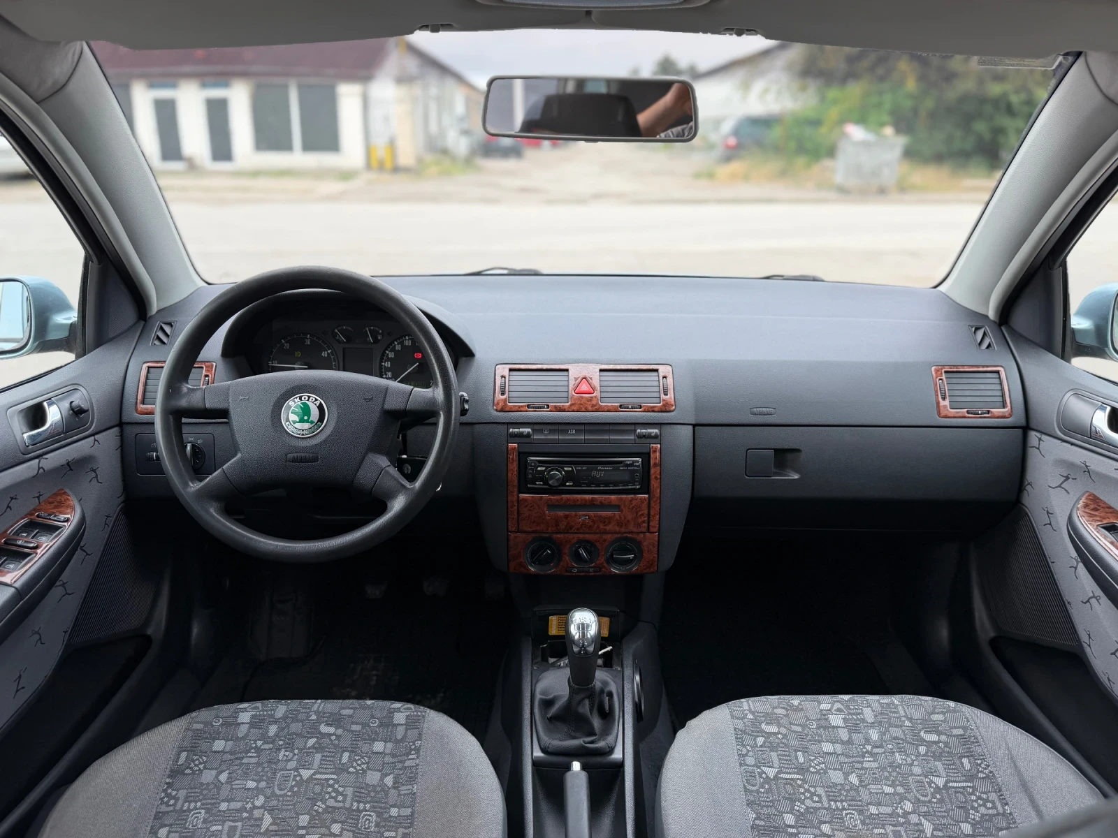 Skoda Fabia 1.9* TDI* , снимка 10 - Автомобили и джипове - 55244346